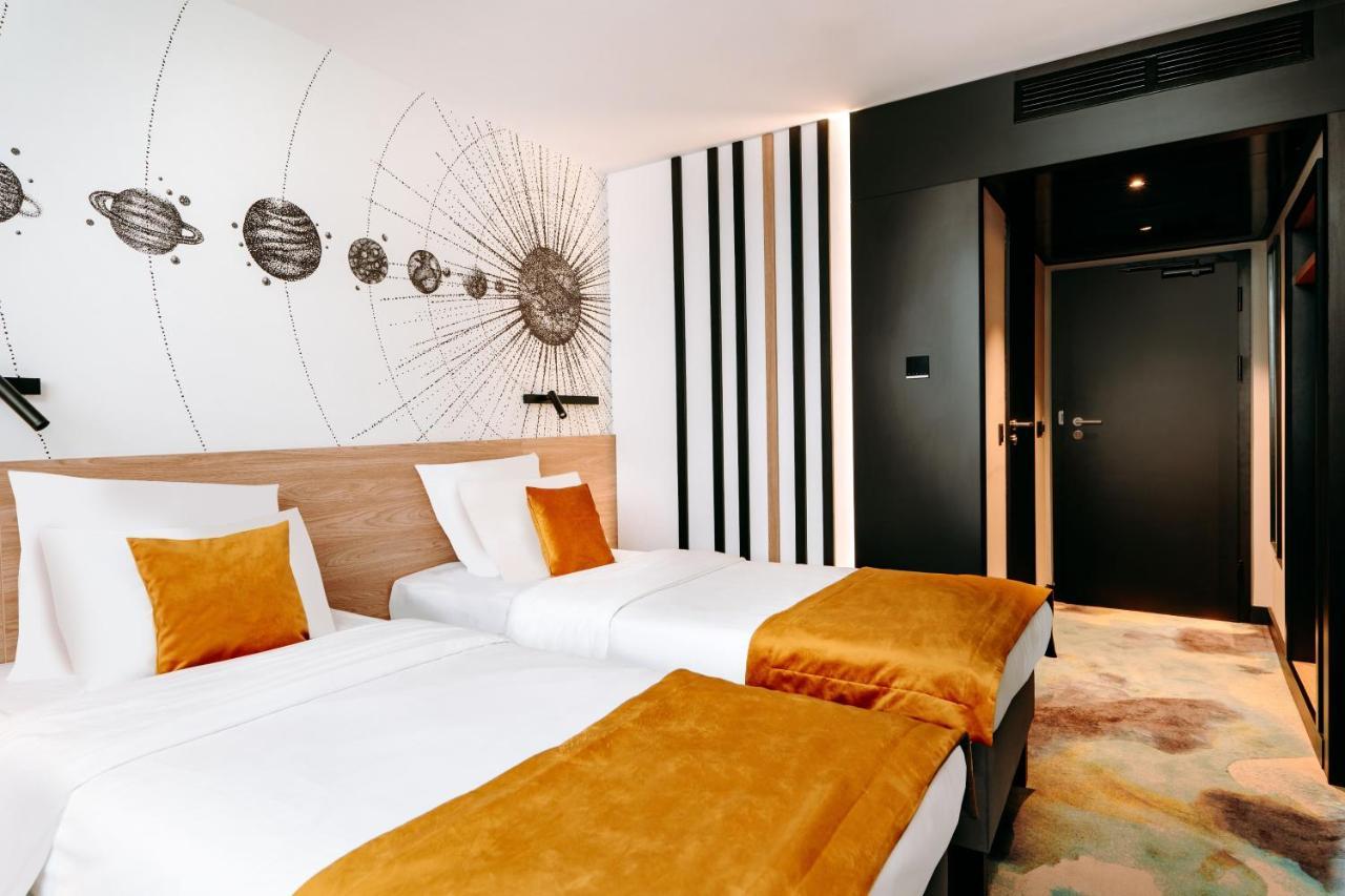 เมอร์เคียว โตรุน เซนทรุม Hotel ทอรูน ภายนอก รูปภาพ