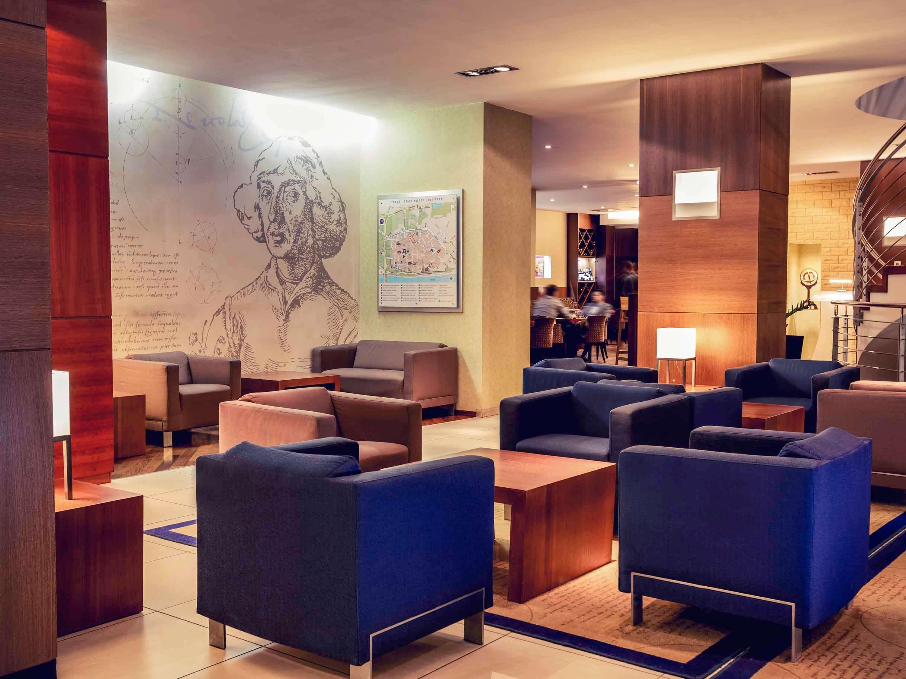 เมอร์เคียว โตรุน เซนทรุม Hotel ทอรูน ภายนอก รูปภาพ