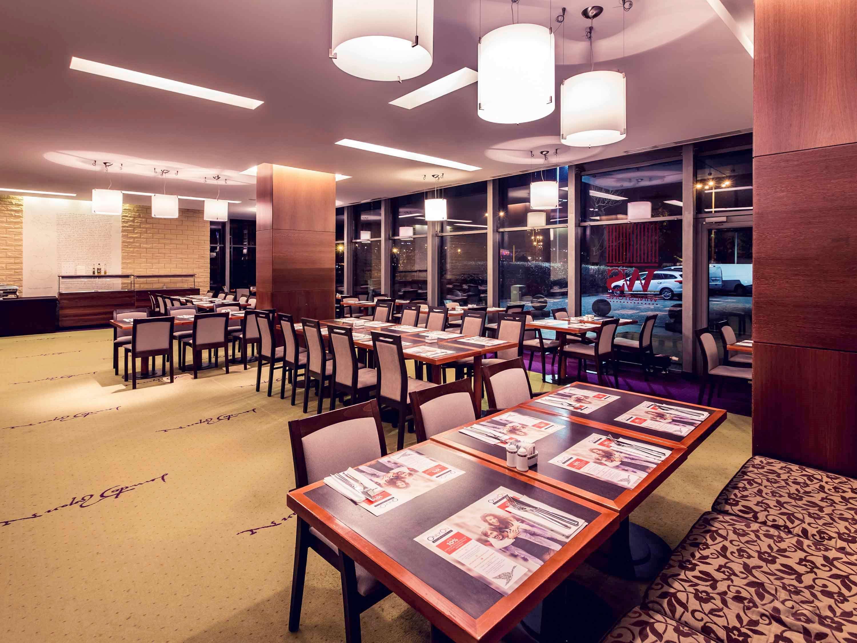 เมอร์เคียว โตรุน เซนทรุม Hotel ทอรูน ภายนอก รูปภาพ