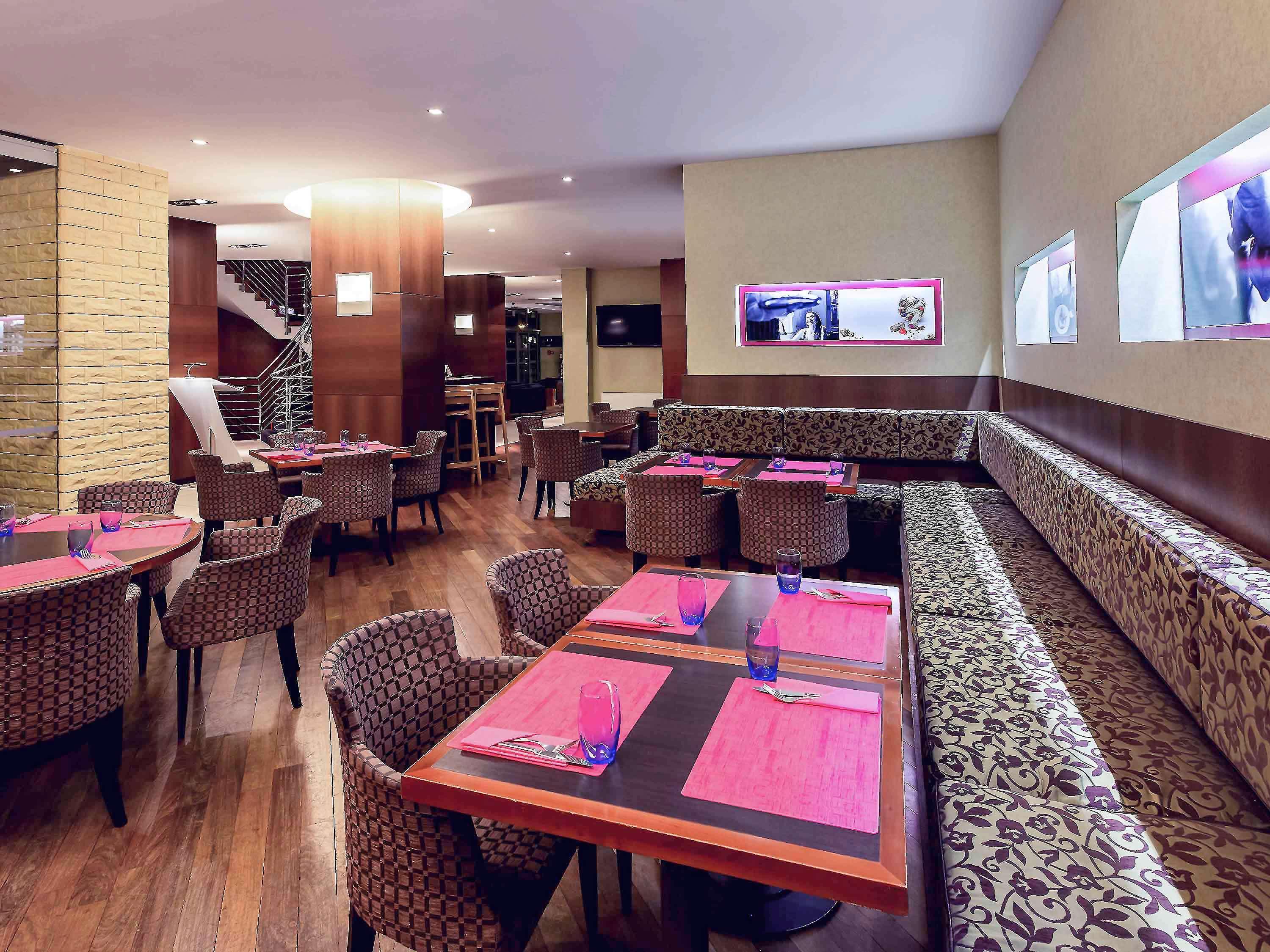 เมอร์เคียว โตรุน เซนทรุม Hotel ทอรูน ภายนอก รูปภาพ