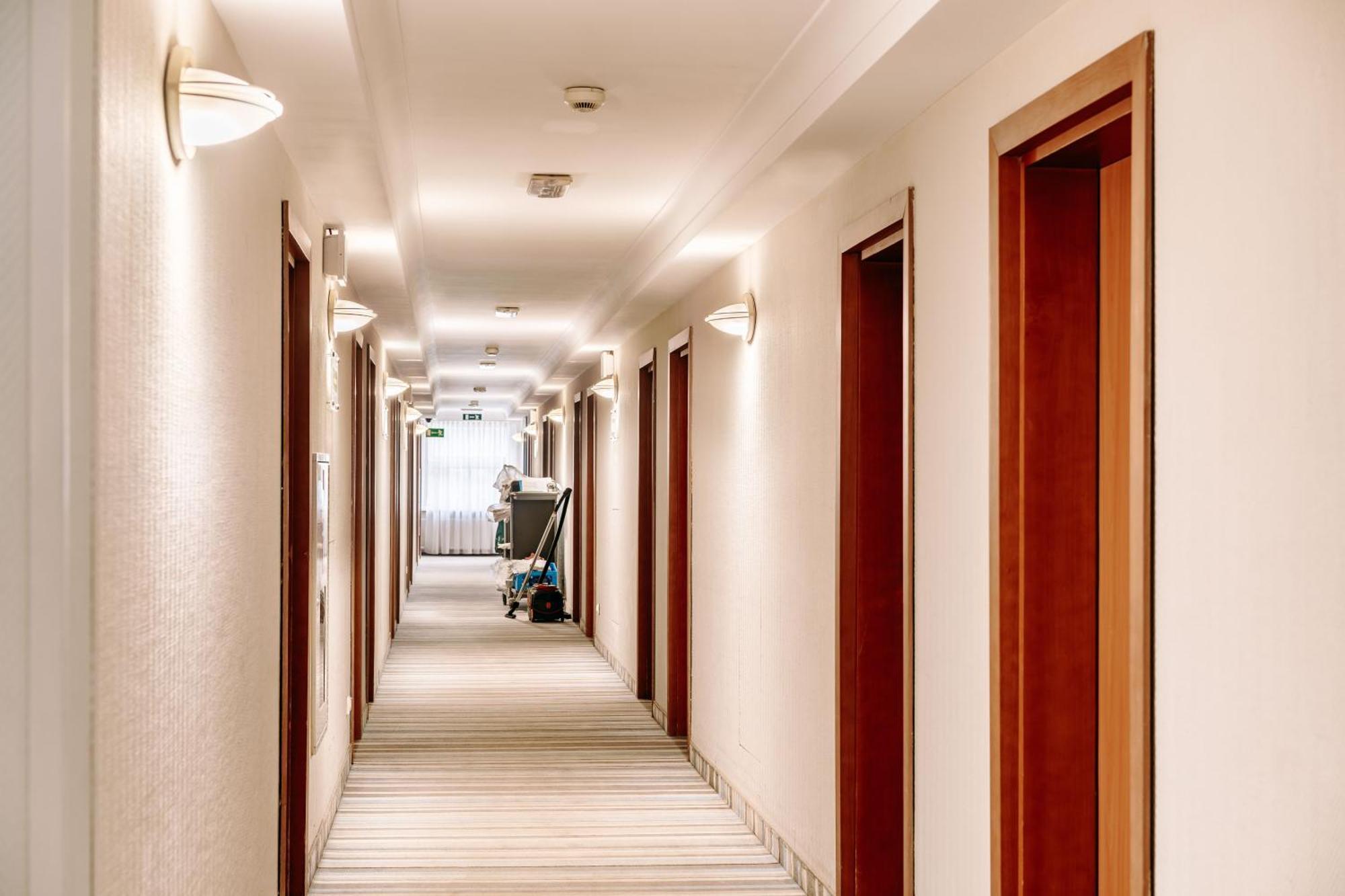 เมอร์เคียว โตรุน เซนทรุม Hotel ทอรูน ภายนอก รูปภาพ